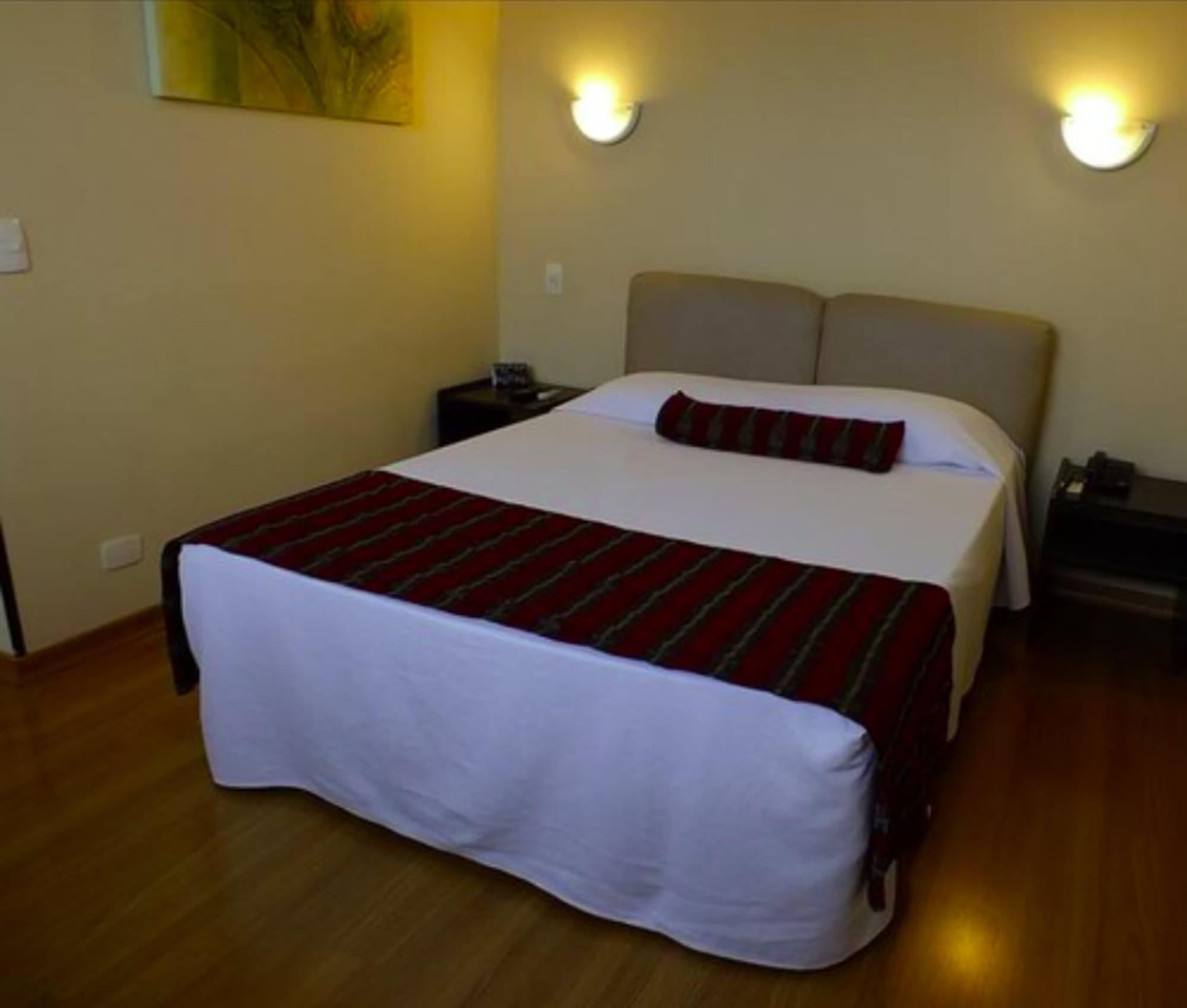 Hotel Nacional Inn Curitiba Estacao Shopping Buitenkant foto