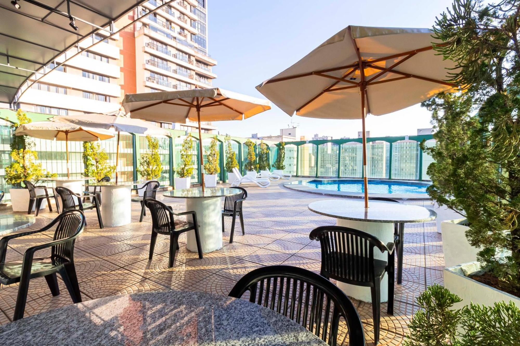 Hotel Nacional Inn Curitiba Estacao Shopping Buitenkant foto